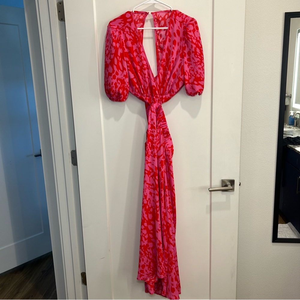 Pink and red vacation dress